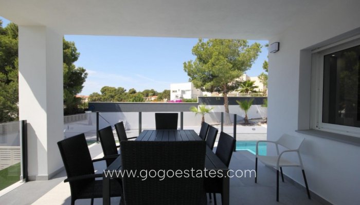 Te koop - Huis - Vrijstaande Villa - La Nucía - La Nucia Centro