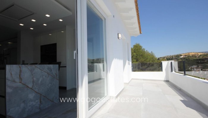 Te koop - Huis - Vrijstaande Villa - La Nucía - La Nucia Centro