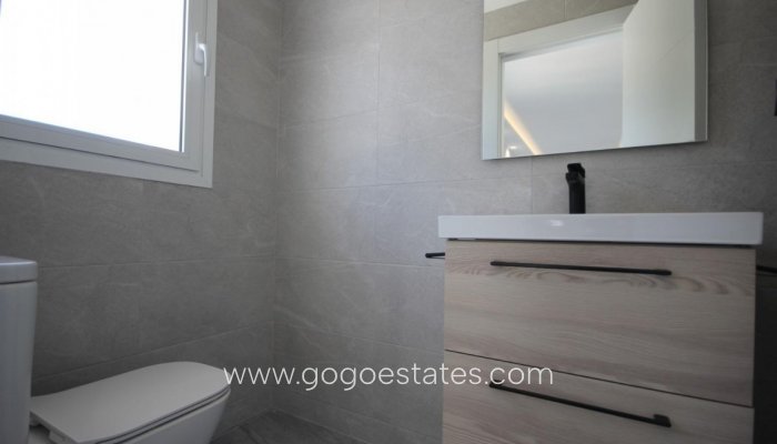 Te koop - Huis - Vrijstaande Villa - La Nucía - La Nucia Centro