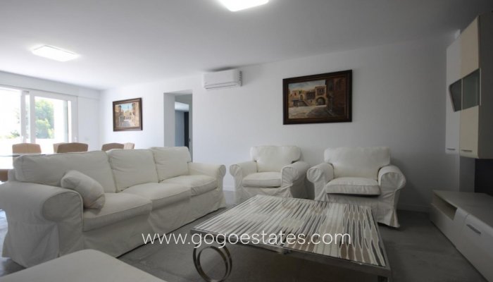 Te koop - Huis - Vrijstaande Villa - La Nucía - La Nucia Centro