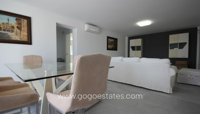 Te koop - Huis - Vrijstaande Villa - La Nucía - La Nucia Centro