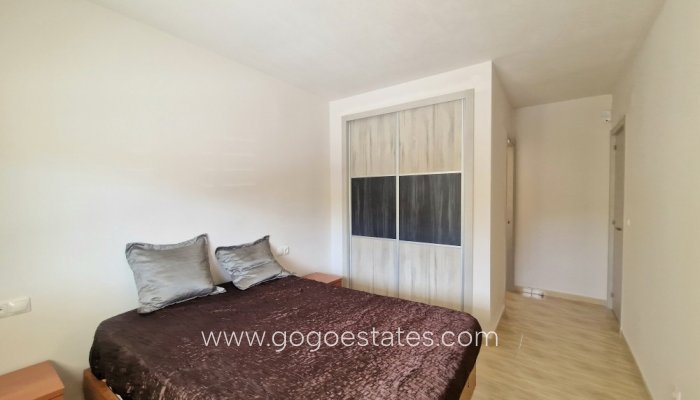 Te koop - Huis - Halfvrijstaande woning - La Nucía - La Nucia Centro