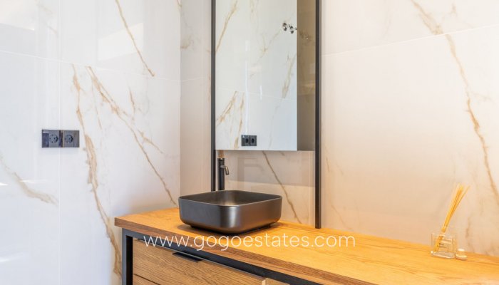 Revente - Maison - Villa Individuelle - La Nucía - La Nucia Centro