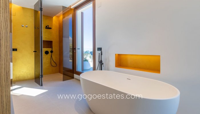 Revente - Maison - Villa Individuelle - La Nucía - La Nucia Centro