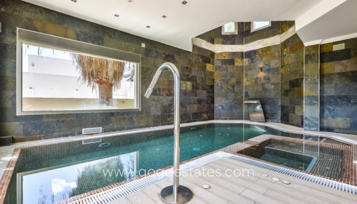 Te koop - Huis - Vrijstaande Villa - Benissa - La Fustera