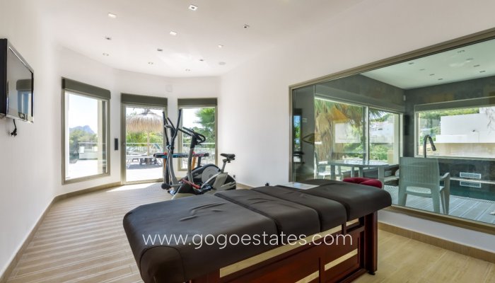 Te koop - Huis - Vrijstaande Villa - Benissa - La Fustera