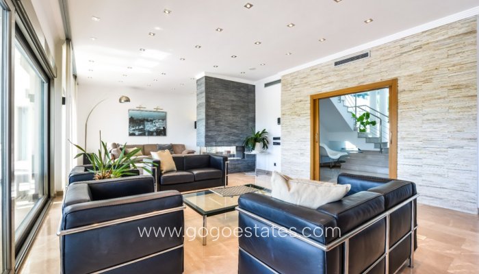 Te koop - Huis - Vrijstaande Villa - Benissa - La Fustera