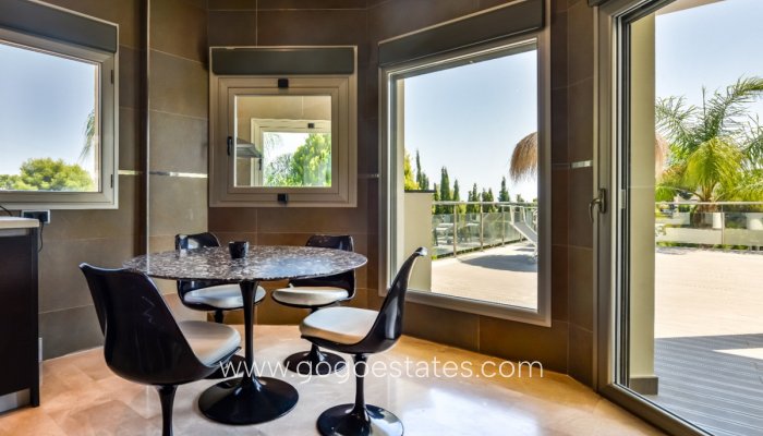 Te koop - Huis - Vrijstaande Villa - Benissa - La Fustera