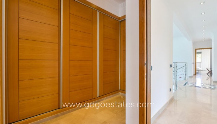 Te koop - Huis - Vrijstaande Villa - Benissa - La Fustera