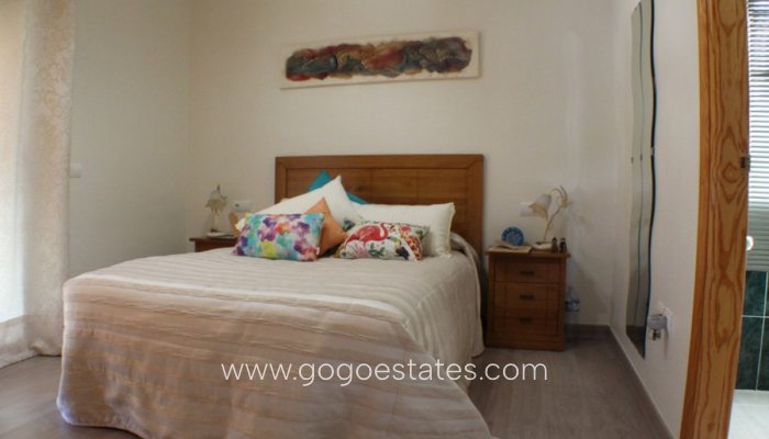 Te koop - Huis - Vrijstaande Villa - La Nucía - La Nucia Centro