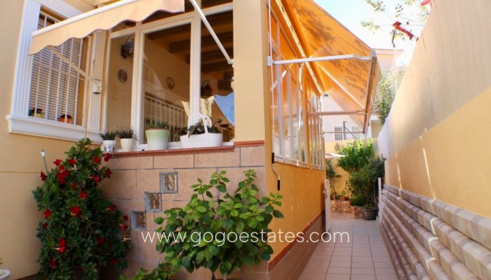 Te koop - Huis - Vrijstaande Villa - La Nucía - La Nucia Centro