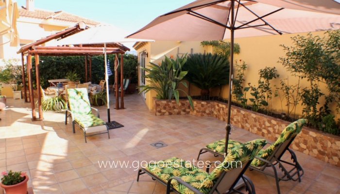 Te koop - Huis - Vrijstaande Villa - La Nucía - La Nucia Centro