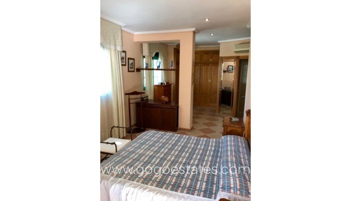 Te koop - Huis - Vrijstaande Villa - Benidorm - Benidorm Centro