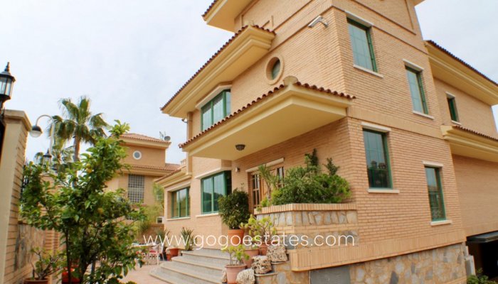 Te koop - Huis - Vrijstaande Villa - Benidorm - Benidorm Centro