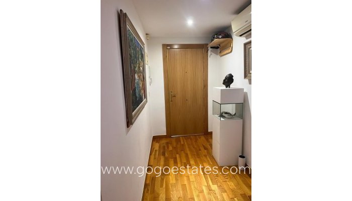 Te koop - Appartement - Appartement op de middelste verdieping - Benidorm - Benidorm Centro