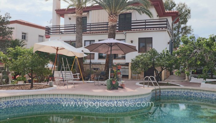 Te koop - Huis - Vrijstaande Villa - La Nucía - La Nucia Centro