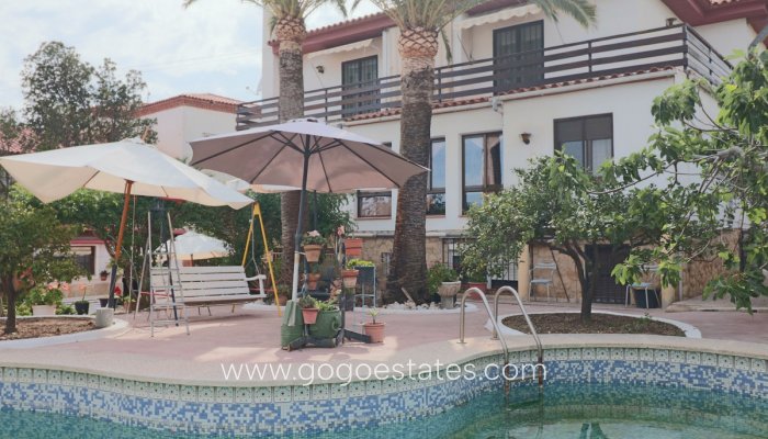 Te koop - Huis - Vrijstaande Villa - La Nucía - La Nucia Centro