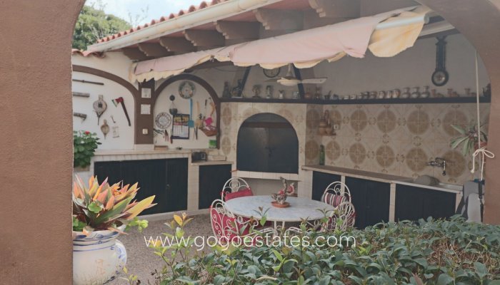 Te koop - Huis - Vrijstaande Villa - La Nucía - La Nucia Centro