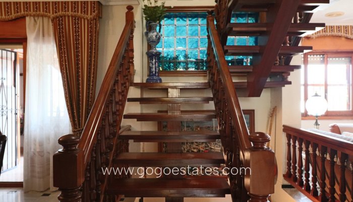 Te koop - Huis - Vrijstaande Villa - La Nucía - La Nucia Centro