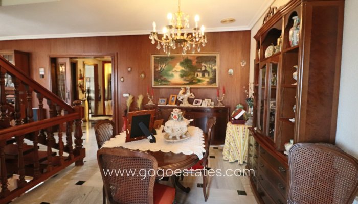 Te koop - Huis - Vrijstaande Villa - La Nucía - La Nucia Centro