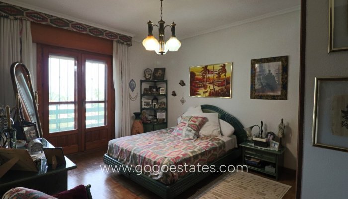 Te koop - Huis - Vrijstaande Villa - La Nucía - La Nucia Centro