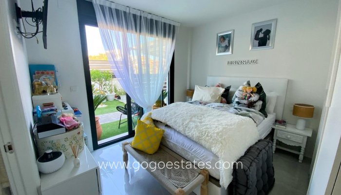 Revente - Maison - Villa Individuelle - Finestrat