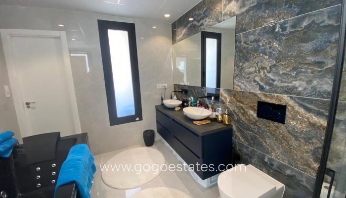 Revente - Maison - Villa Individuelle - Finestrat