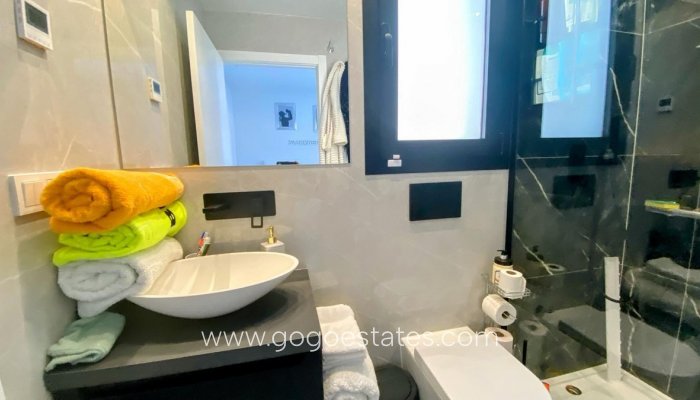 Revente - Maison - Villa Individuelle - Finestrat