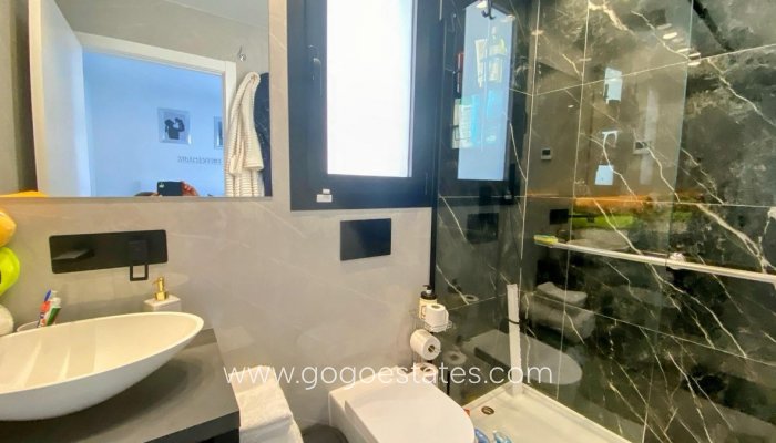 Revente - Maison - Villa Individuelle - Finestrat