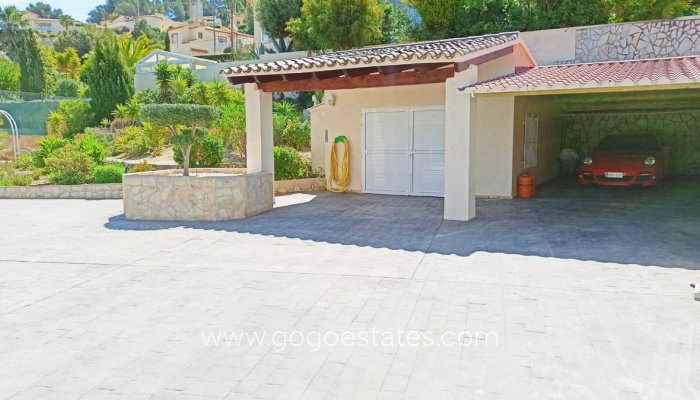 Te koop - Huis - Vrijstaande Villa - Calpe - Calpe Centro
