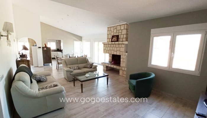 Te koop - Huis - Vrijstaande Villa - Calpe - Calpe Centro