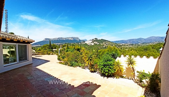 Te koop - Huis - Vrijstaande Villa - Calpe - Calpe Centro