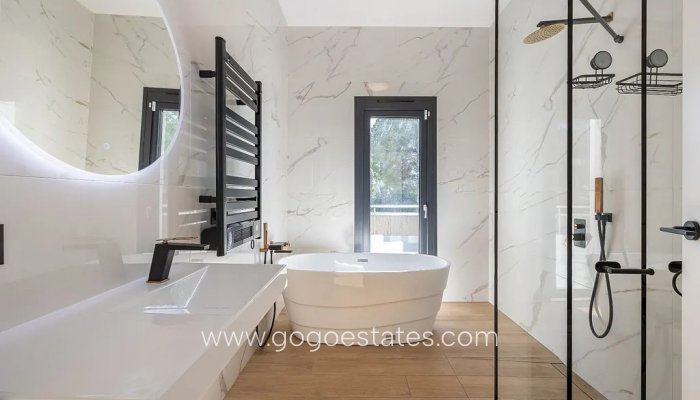 Te koop - Huis - Vrijstaande Villa - Altea - Altea La Vella