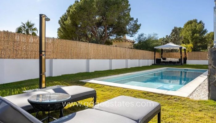 Te koop - Huis - Vrijstaande Villa - Altea - Altea La Vella