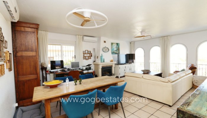 Te koop - Huis - Vrijstaande Villa - La Nucía - La Nucia Centro