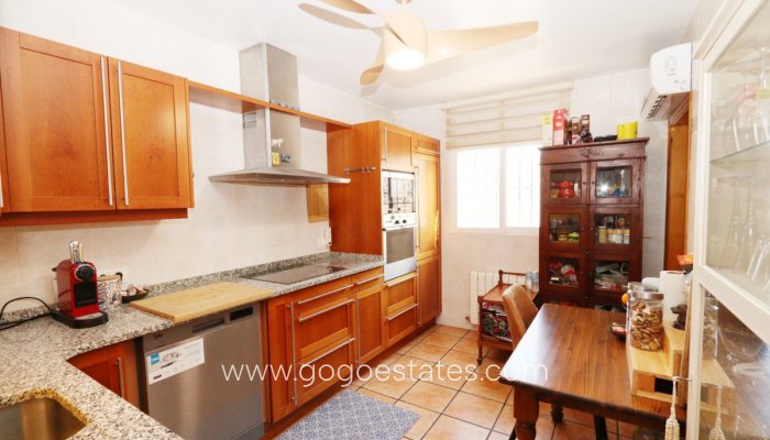 Te koop - Huis - Vrijstaande Villa - La Nucía - La Nucia Centro