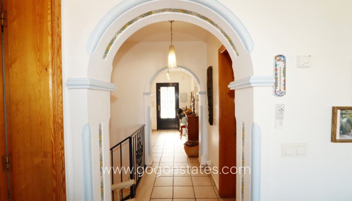 Te koop - Huis - Vrijstaande Villa - La Nucía - La Nucia Centro