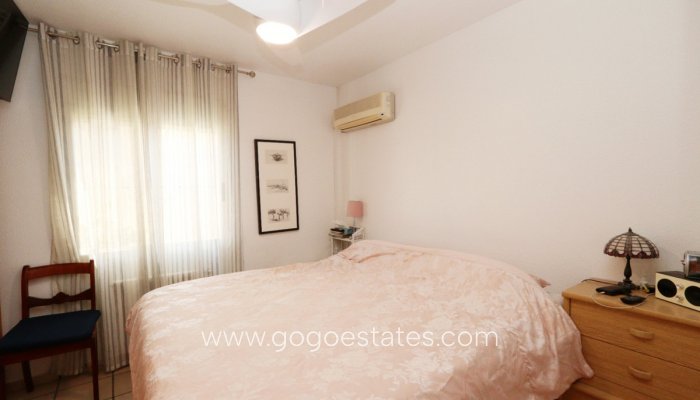 Te koop - Huis - Vrijstaande Villa - La Nucía - La Nucia Centro