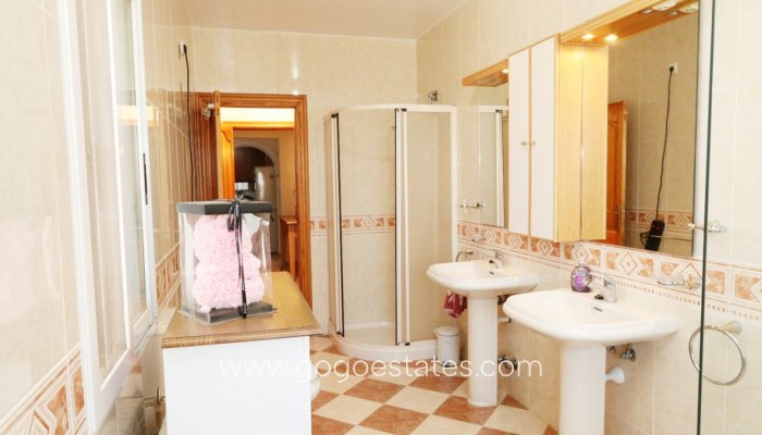 Te koop - Huis - Vrijstaande Villa - La Nucía - La Nucia Centro