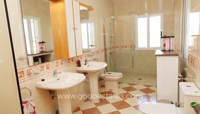 Te koop - Huis - Vrijstaande Villa - La Nucía - La Nucia Centro