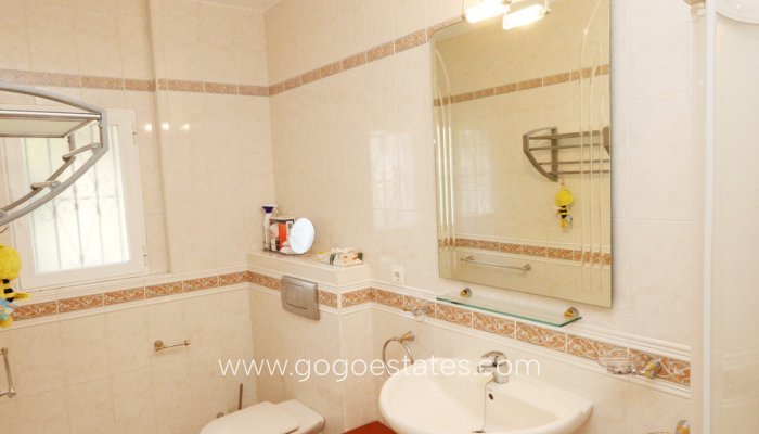 Te koop - Huis - Vrijstaande Villa - La Nucía - La Nucia Centro