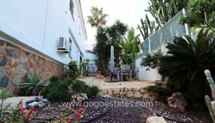 Te koop - Huis - Vrijstaande Villa - La Nucía - La Nucia Centro