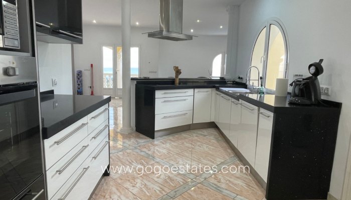 Te koop - Huis - Vrijstaande Villa - Calpe - Calpe Centro