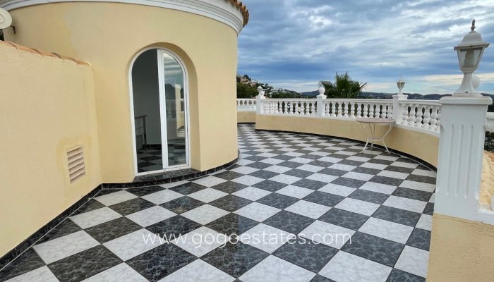 Te koop - Huis - Vrijstaande Villa - Calpe - Calpe Centro