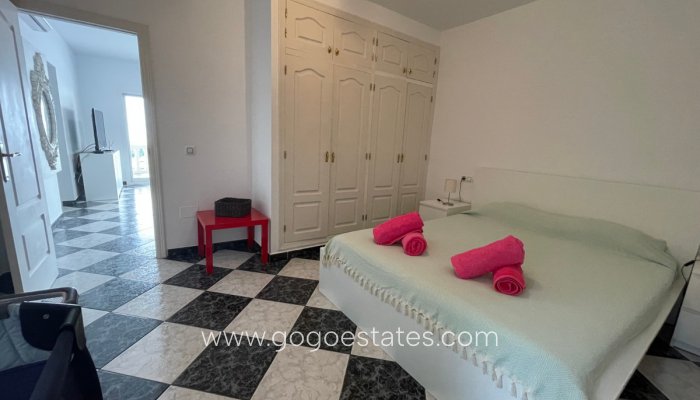 Te koop - Huis - Vrijstaande Villa - Calpe - Calpe Centro