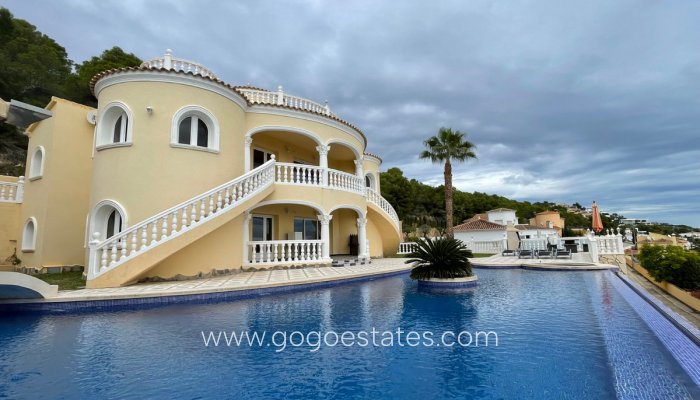 Te koop - Huis - Vrijstaande Villa - Calpe - Calpe Centro