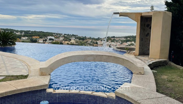 Te koop - Huis - Vrijstaande Villa - Calpe - Calpe Centro