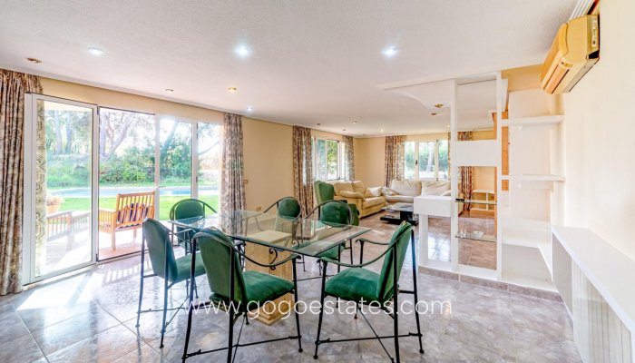 Te koop - Huis - Vrijstaande Villa - l'Alfas del Pi - L'Alfás del Pi Centro