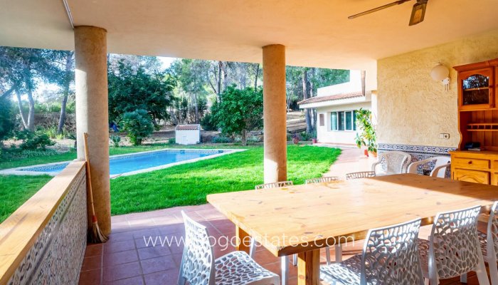 Te koop - Huis - Vrijstaande Villa - l'Alfas del Pi - L'Alfás del Pi Centro