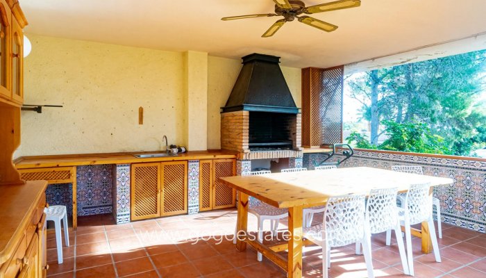 Te koop - Huis - Vrijstaande Villa - l'Alfas del Pi - L'Alfás del Pi Centro